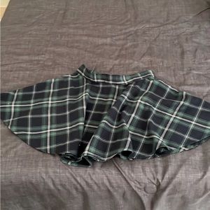 Green plaid mini skirt